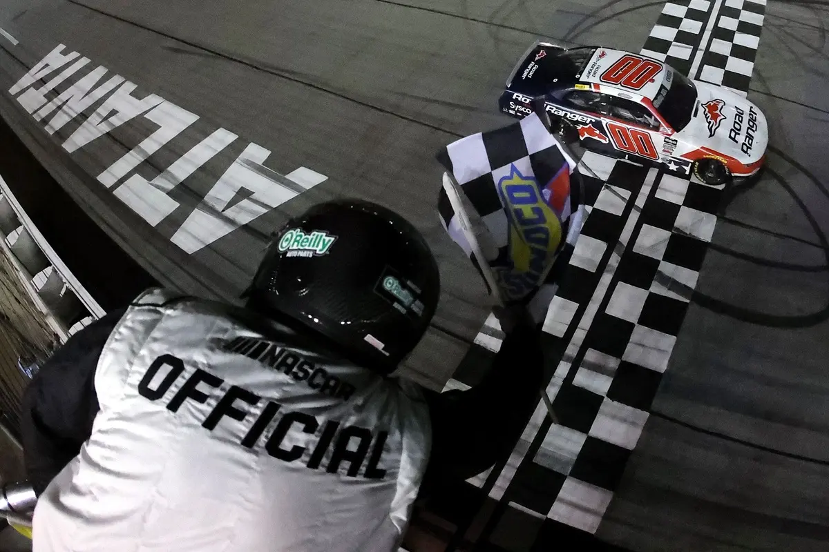 Sheldon Creed earns first NASCAR O'Reilly win as Chastain and Hill clash