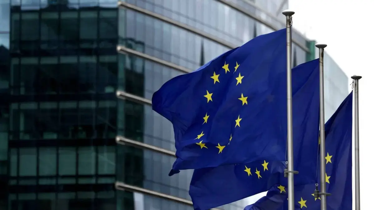 المفوضية الأوروبية: نطلب توضيحات من واشنطن بشأن الخطوات المقبلة بعد الحكم بعدم قانونية الرسوم الجمركية