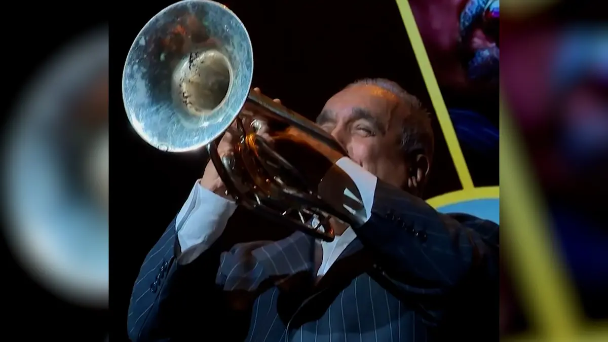 ويلي كولون أسطورة موسيقى السالسا يرحل عن عمر يناهز 75 عامًا