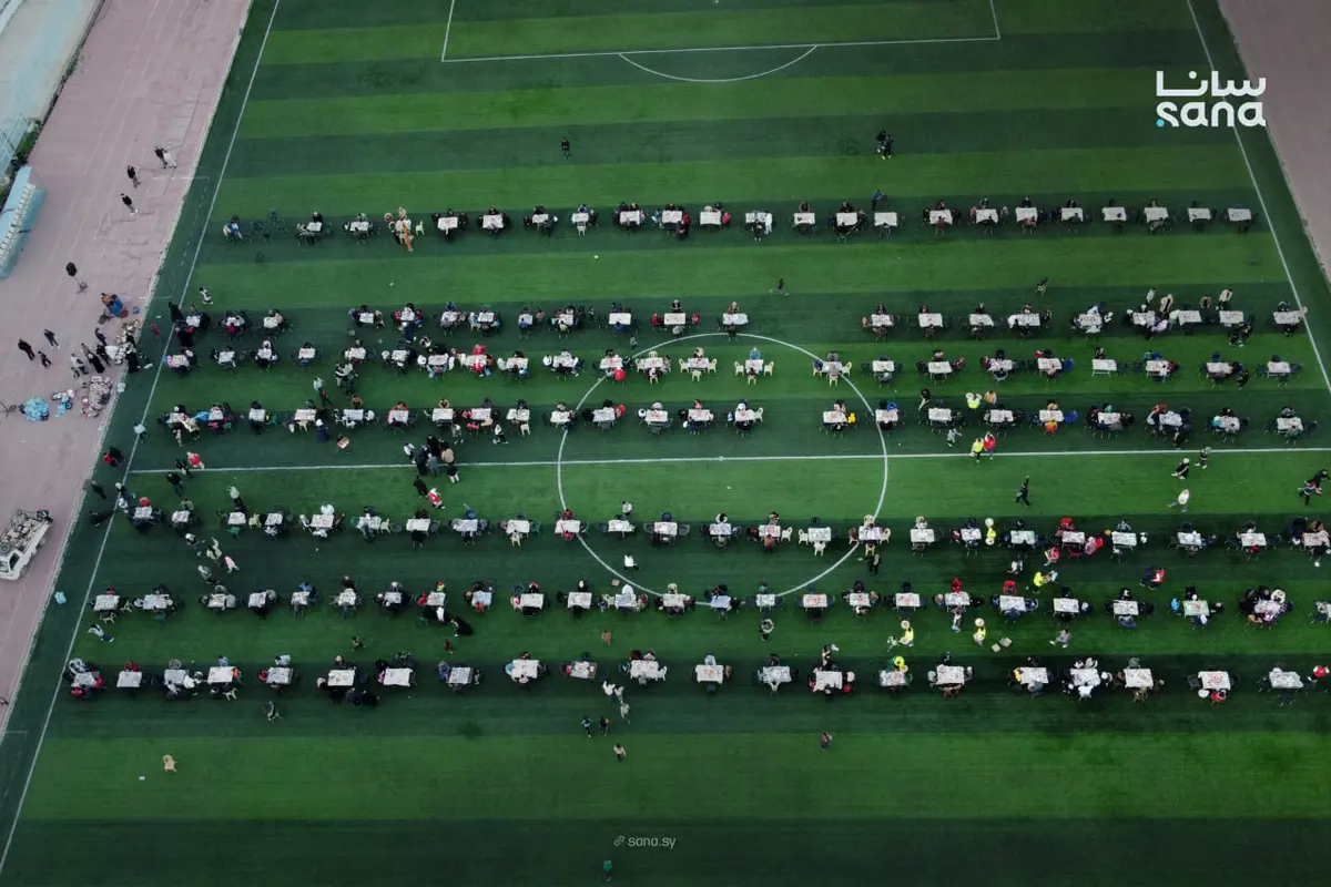 الشركة السورية للبترول تقيم إفطاراً جماعياً في الملعب البلدي بمدينة دير الزور