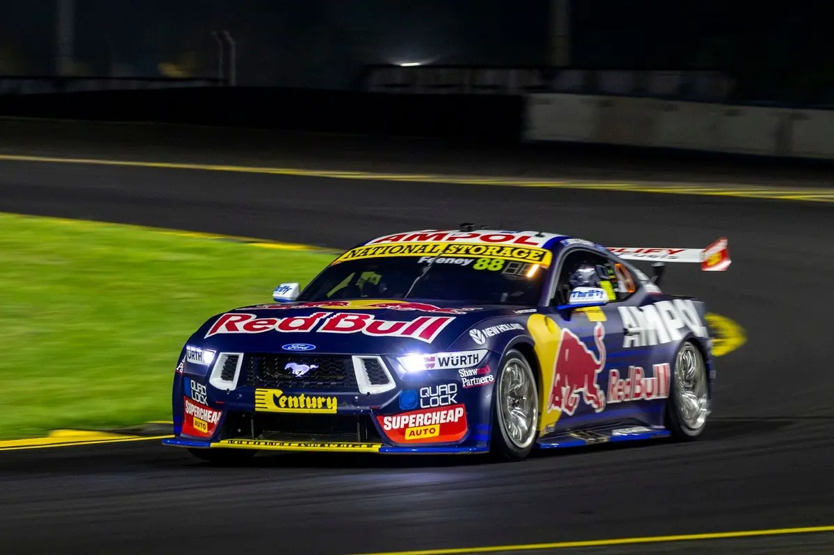 Supercars Sydney: Broc Feeney wins Race 3, drama for Kai Allen