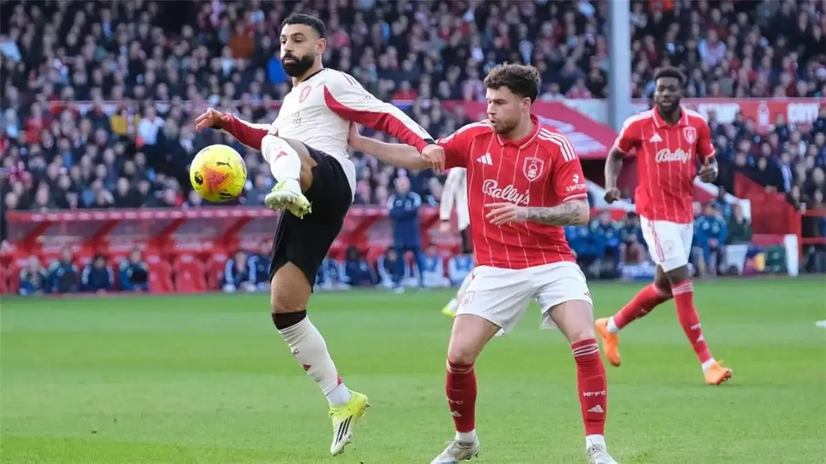 شبكة إنجليزية: قرار سلوت يعكس حقيقة مؤلمة بشأن محمد صلاح