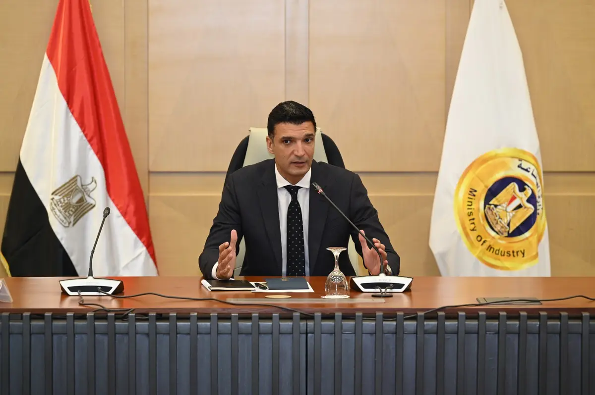 مطلع مارس.. اجتماع موسع بين «الصناعة» واتحاد الصناعات لبحث تحديات المصانع - أموال الغد