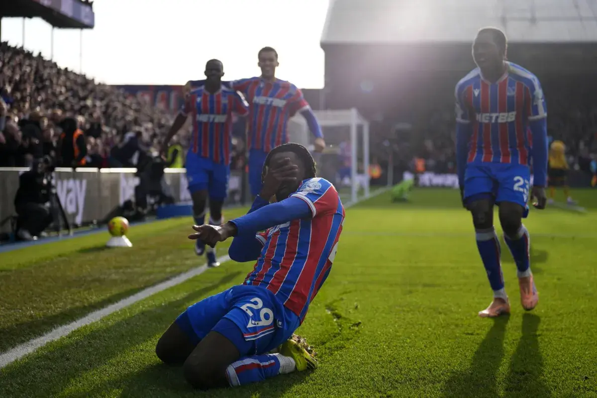 «البريميرليغ»: كريستال بالاس يلدغ وولفرهامبتون بهدف