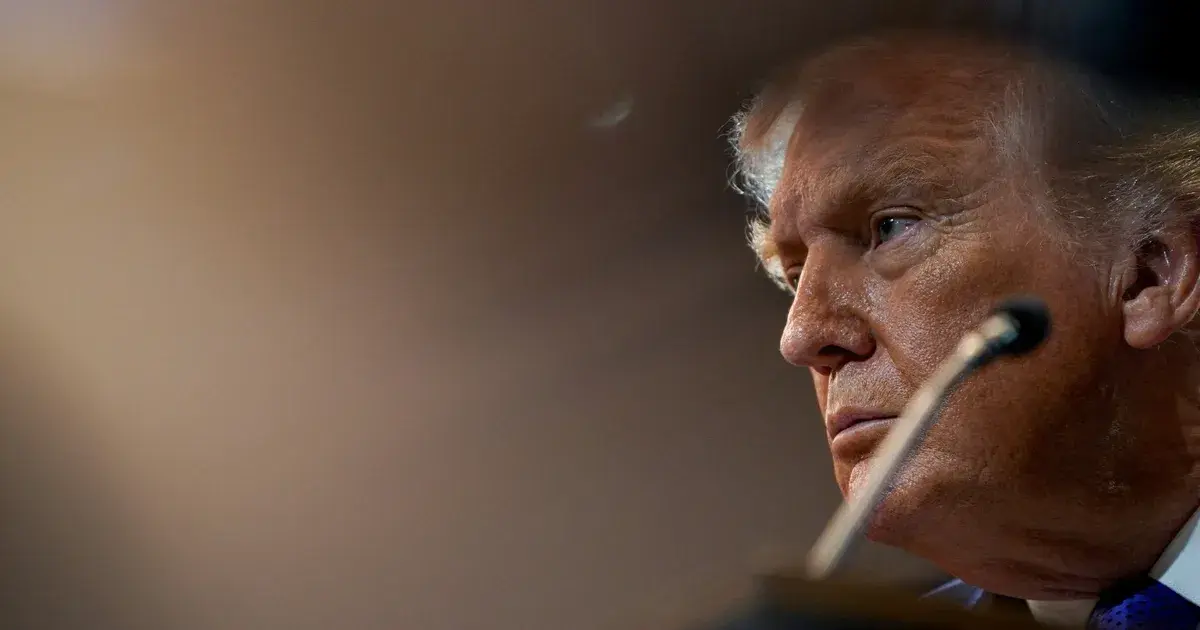 ترمب يرفع السقف: هل يقترب تغيير النظام في إيران؟