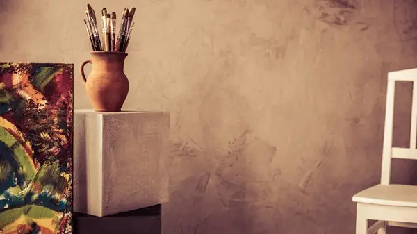 زهرة الخليج - «جائزة الشارقة للنقد التشكيلي» تخصص دورتها السابعة عشرة للعمارة في التشكيل العربي