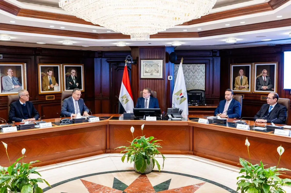 محافظ البنك المركزي يلتقي وزير التعليم العالي والبحث العلمي لبحث التعاون المشترك - أموال الغد