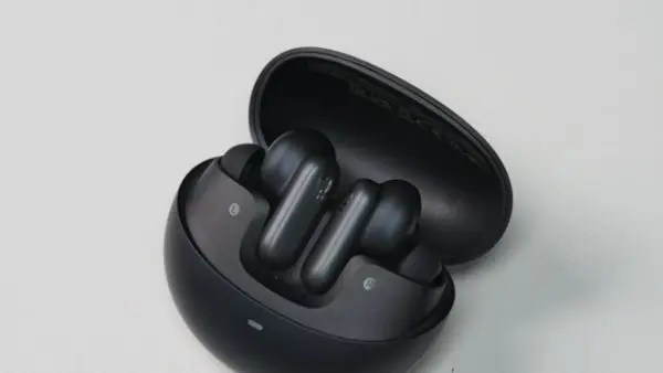 بسعر لن تصدقه وشحن يدوم لساعات.. إليك أفضل سماعات لاسلكية في 2026