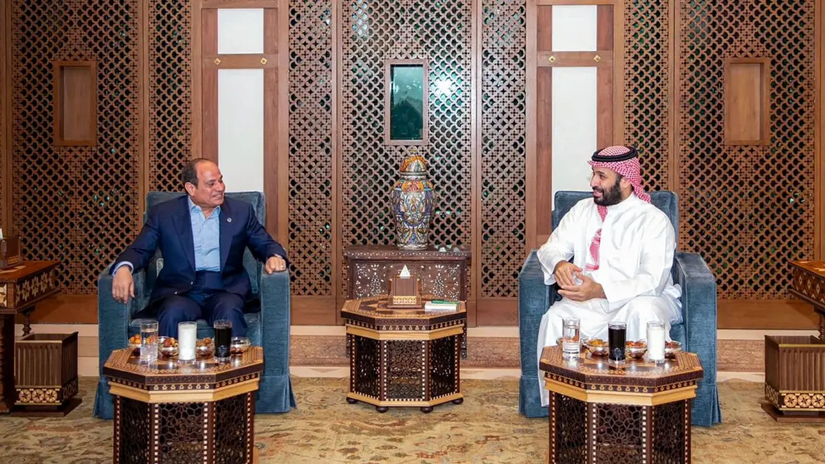محمد بن سلمان يلتقي السيسي خلال "زيارة أخوية" إلى السعودية