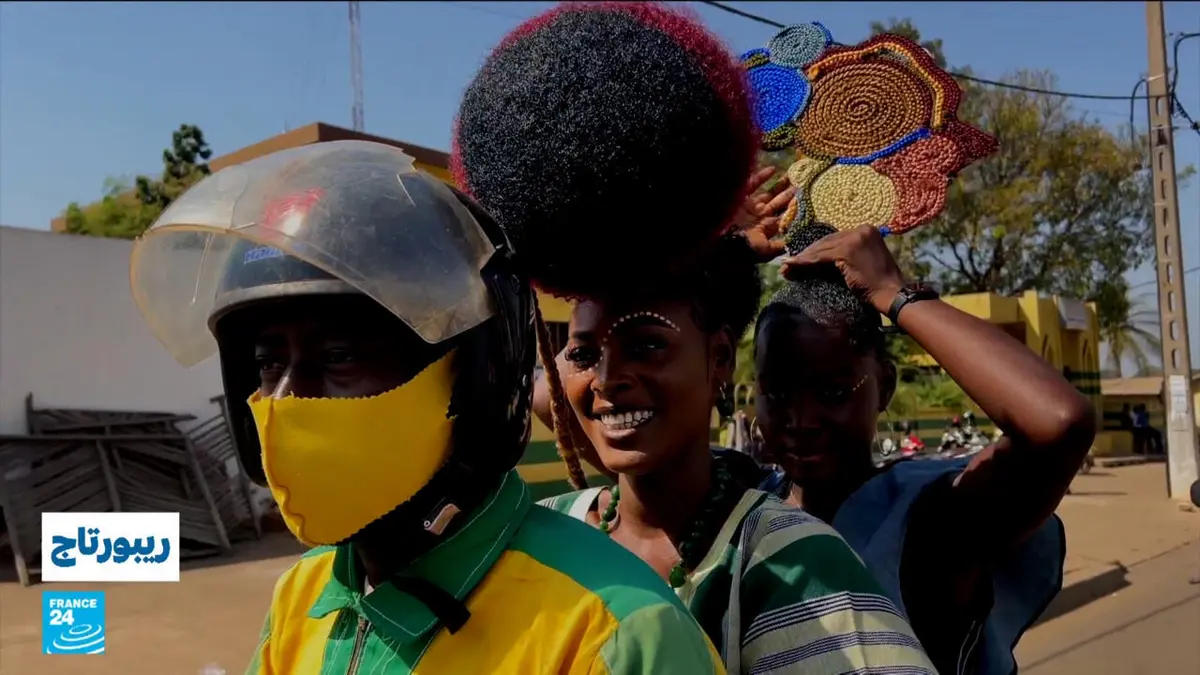 ريبورتاج - بنين: الاحتفاء بالضفائر الأفريقية.. نوع من المقاومة الثقافية واعتزاز بالهوية