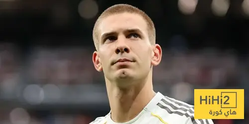 صورة : لقطتان تسببتا في حبس ماستانتونو على دكة بدلاء الريال !