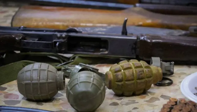 الأمن الداخلي في مصياف يفكك عصابة سلب مسلح ويقبض على خمسة أشخاص