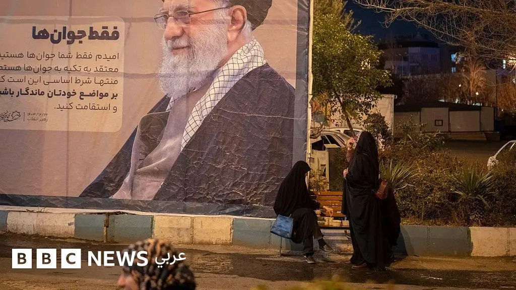 "ما هي خيارات دونالد ترامب لشن ضربات في إيران؟"- في الإيكونومست - BBC News عربي