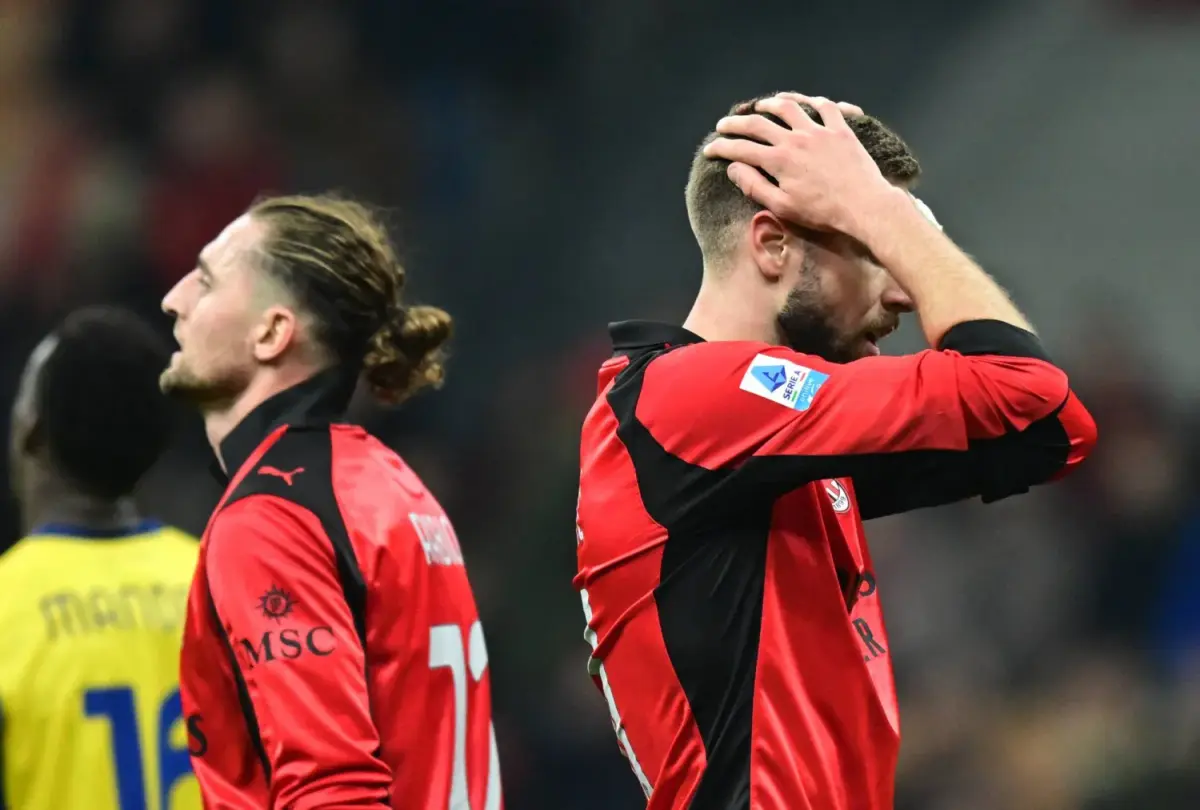 ميلان يسقط أمام بارما في الدوري الإيطالي