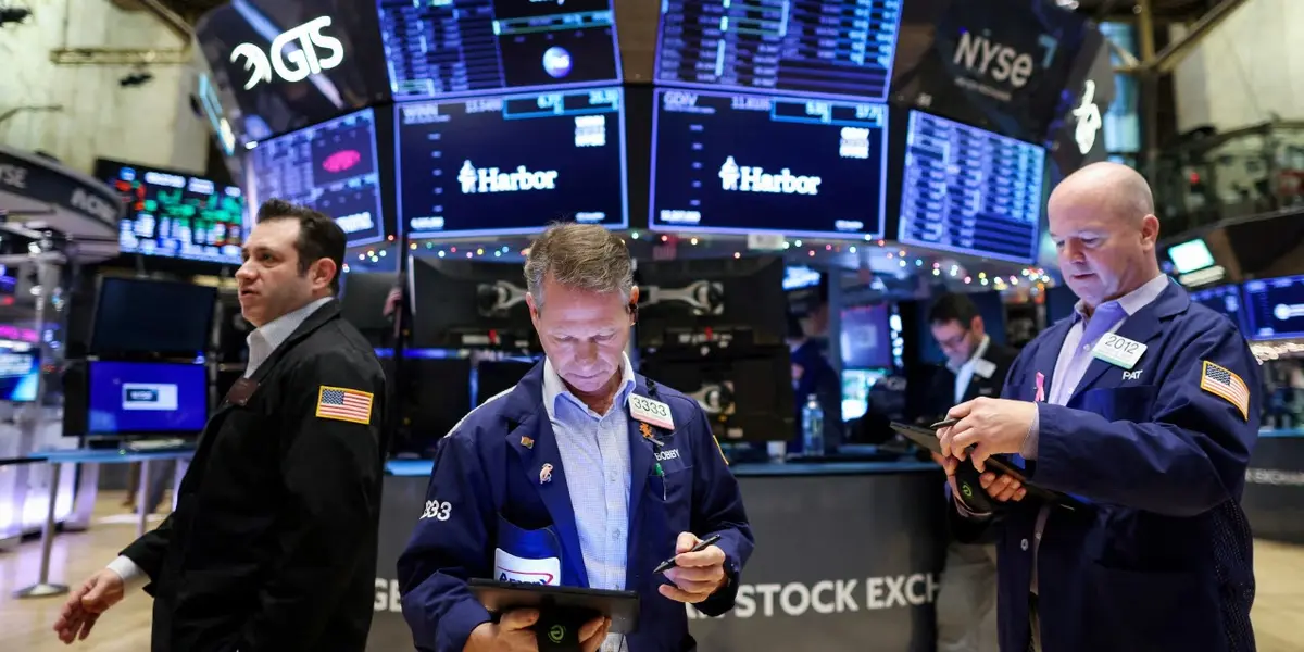 700 مليار دولار خسائر في وول ستريت بسبب رسوم ترامب الجمركية