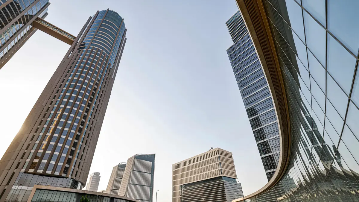 برلمان مصر يناقش مشروعا يمنح العاصمة الإدارية وضعا استثنائيا