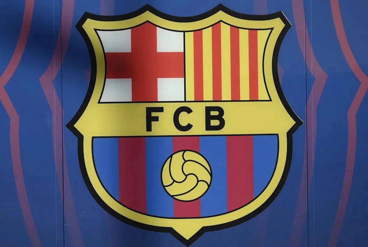 قد لا يلعب هذا الموسم.. برشلونة يعلن إصابة لاعبه ومدة غيابه الطويلة