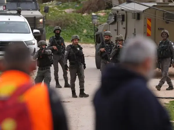 إصابة ثلاثة فلسطينيين برصاص الاحتلال في غزة