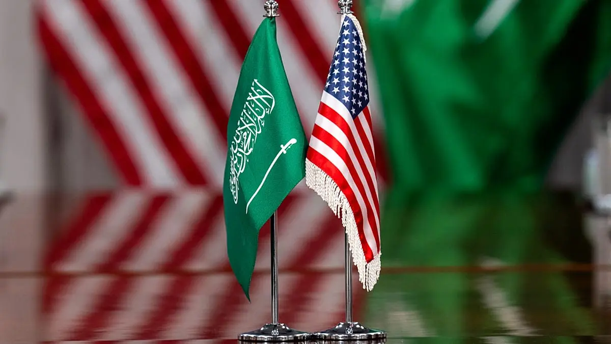 مصدر سعودي: الحل في إيران لم يعد عسكريًا فقط.. ما "الخطأ الاستراتيجي" لواشنطن؟