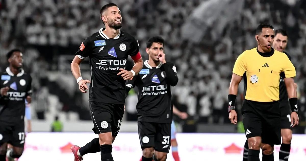 شاهد.. هاتريك كاراسكو يُهدي الفوز للشباب ضد الرياض في الدوري السعودي