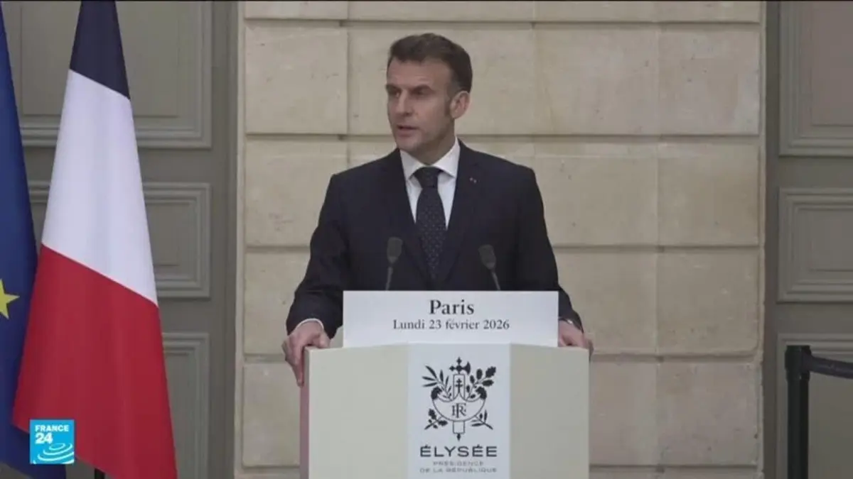 ماكرون يدعو إلى مواصلة تصغيد الضغط على روسيا