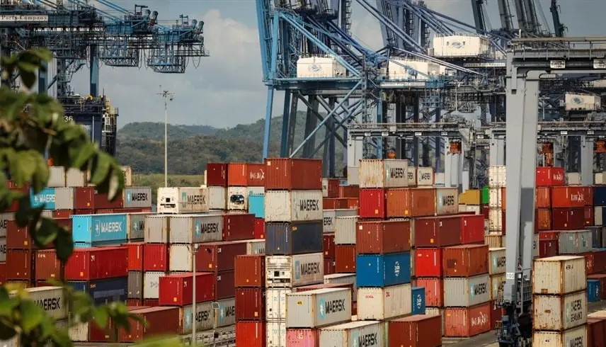 بنما تضع يدها على ميناءين على قناتها بعد إلغاء امتياز شركة صينية - موقع 24