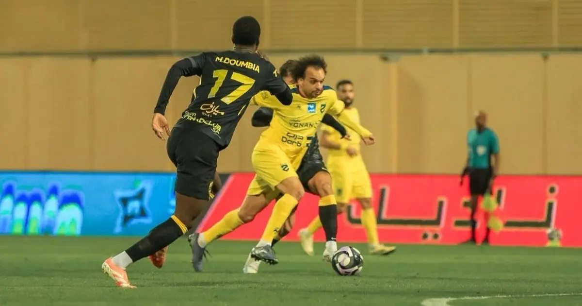 شاهد.. رايكوفيتش يتألق أمام الحزم في شوط أول محبط للاتحاد