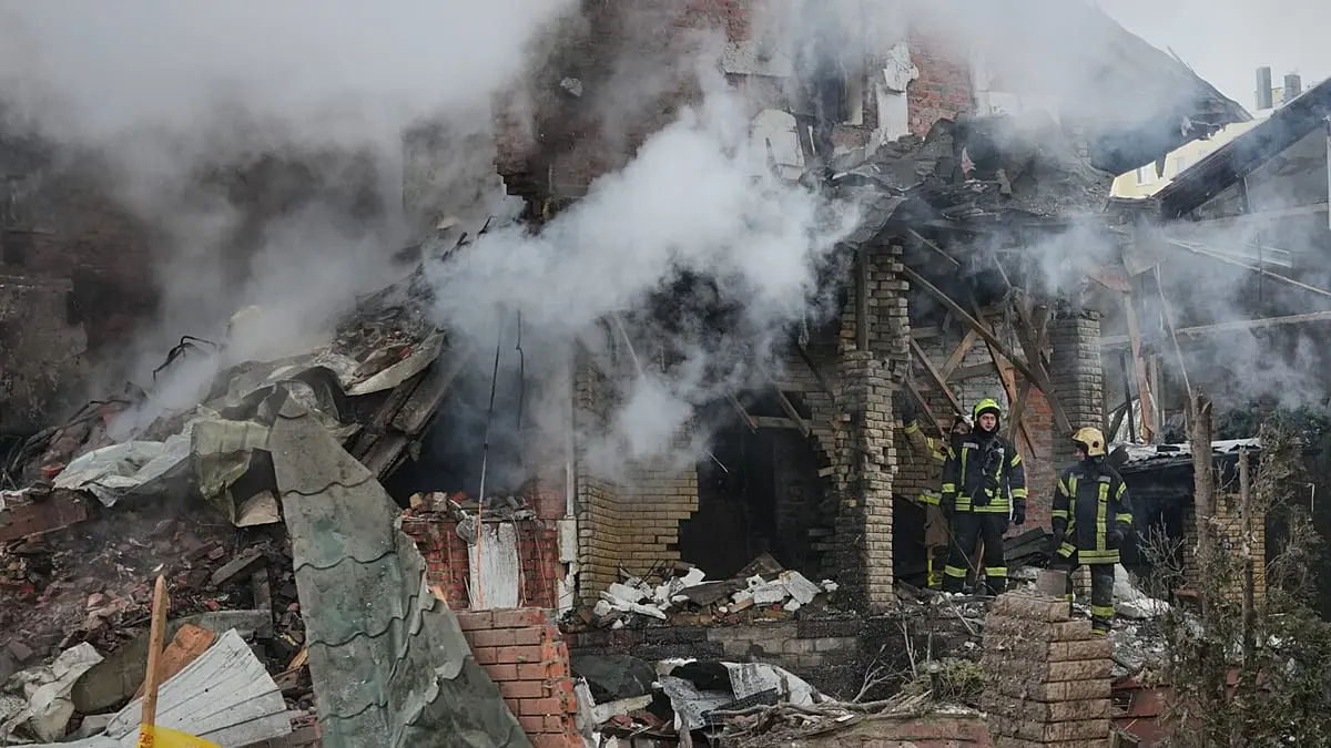 ماكرون يشكك في إمكان إحلال السلام في أوكرانيا قريبًا.. الكرملين: لم نحقق أهداف الحرب بعد