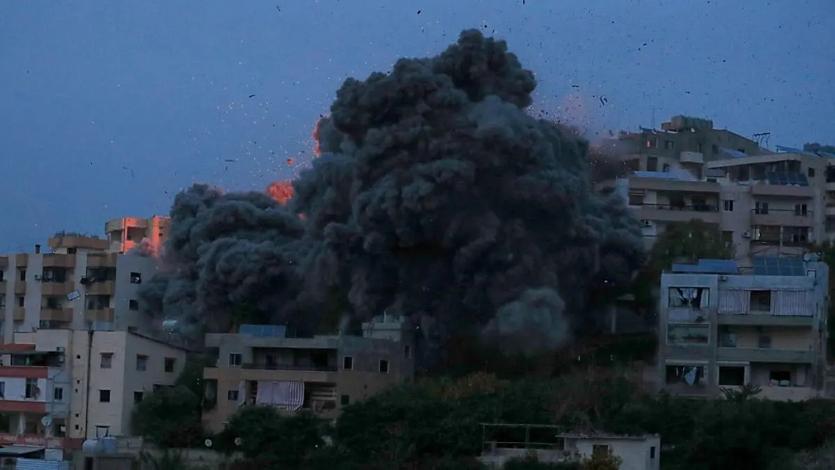 ضربات إسرائيلية "قاسية" تلوح في الأفق: لبنان على خط التصعيد الإقليمي والمطار في دائرة الخطر