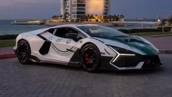 لامبورجيني ريفويلتو المعدلة من منصوري تنضم لشرطة دبي في 2026