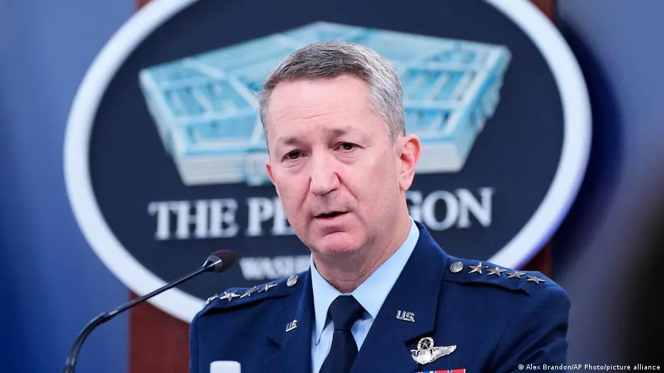 أخبار اليوم: ترامب ينفي خلافه مع كاين حول الهجوم على إيران