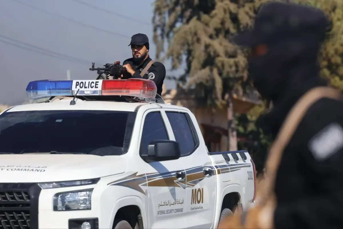 استشهاد عنصر أمن وتحييد قيادي في "سرايا الجواد" باشتباكات بريف اللاذقية