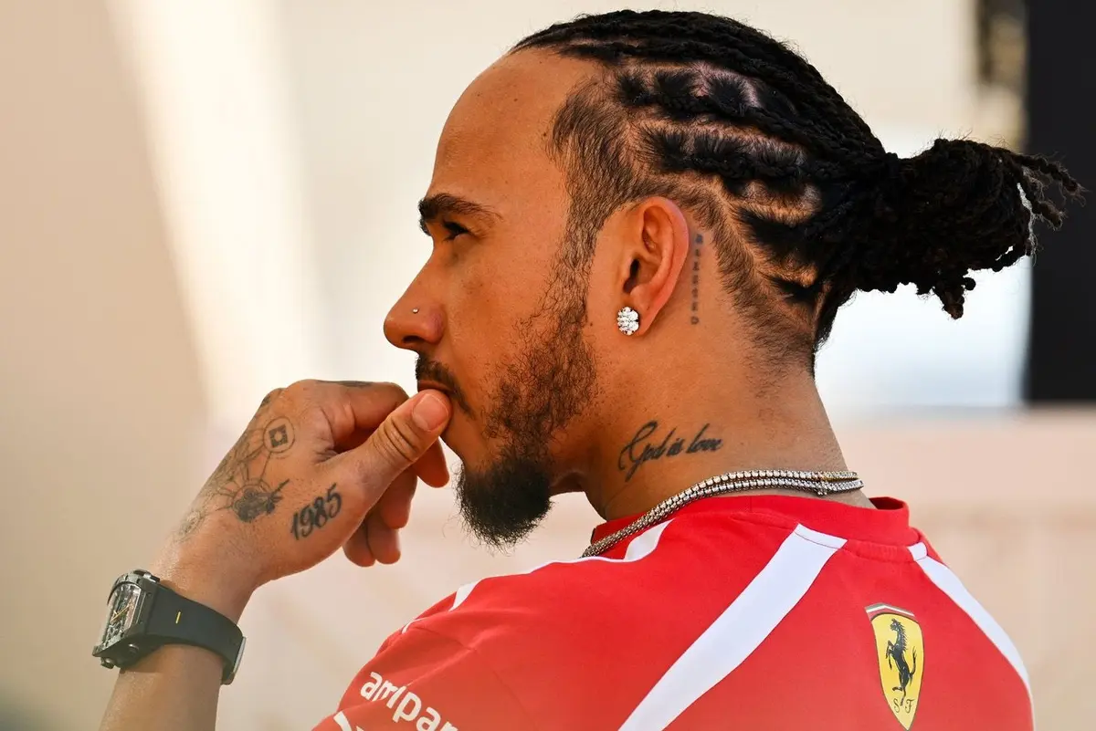 Lewis Hamilton urges followers to "stay curious" in message shaped by Ferrari move
