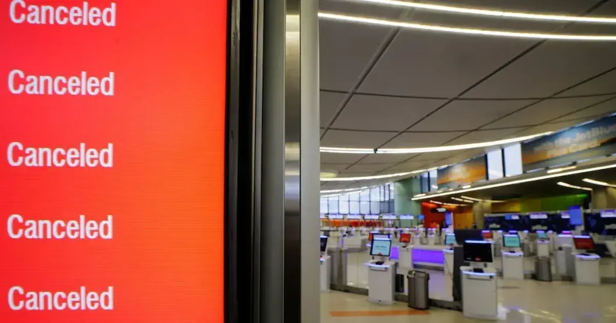 الولايات المتحدة.. إلغاء أكثر من 2000 رحلة جوية بسبب عاصفة ثلجية