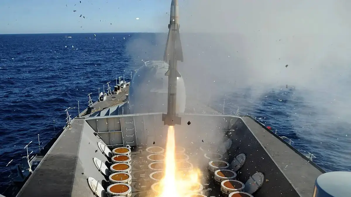 رويترز: إيران تقترب من إبرام صفقة لشراء صواريخ مضادة للسفن أسرع من الصوت من الصين