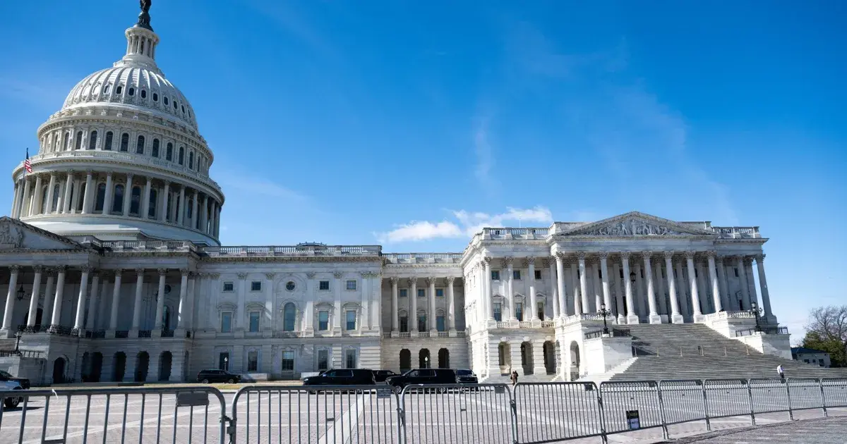 تغطية مباشرة.. دونالد ترمب يلقي خطاب حالة الاتحاد أمام الكونجرس