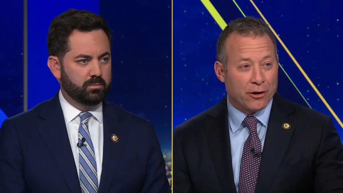 مشرعون ديمقراطيون وجمهوريون يؤيدون نوايا ترامب على مهاجمة إيران