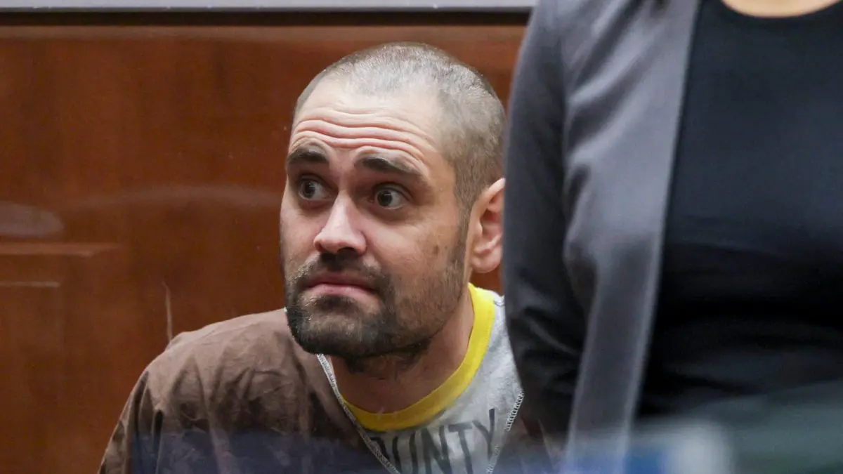 نيك راينر ينكر التهم الموجهة إليه بالقتل في قضية والديه