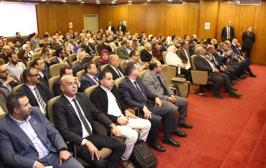 هيئة البترول تستعرض منظومة عقود الجيل الجديد في مجال الحفر والتنقيب - أموال الغد