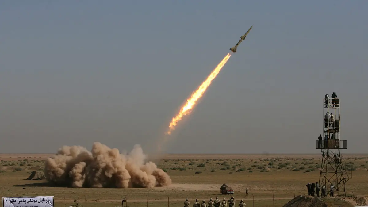 مناورات للحرس الثوري الإيراني بالمناطق الجنوبية للبلاد