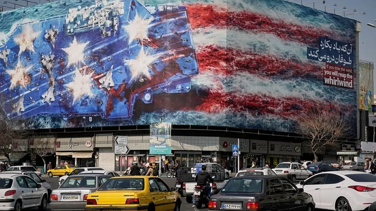 عشية مفاوضات جنيف: طهران مستعدة لـ"الحرب والسلام".. و"الحسم" بيد ترامب