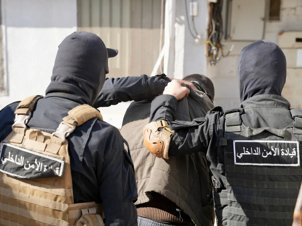 دمشق تؤكد حصول فرار جماعي من مخيم الهول وتلاحق تنظيم الدولة