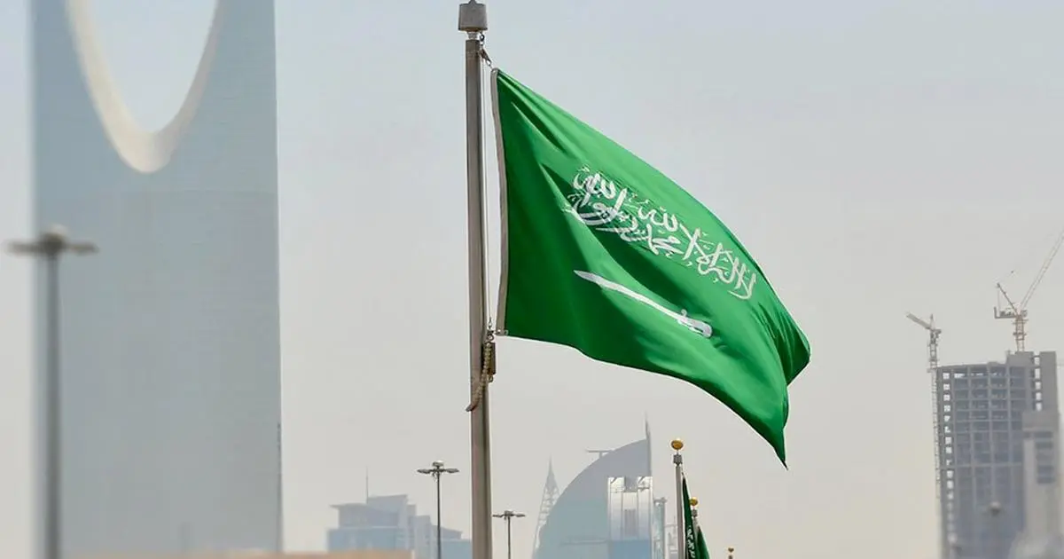 "رويترز": السعودية تدعم ميزانية اليمن بـ 346 مليون دولار