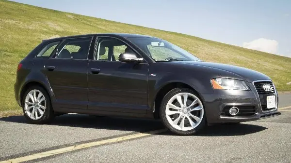 أودي A3 أوتوماتيك سعرها 700 ألف جنيه