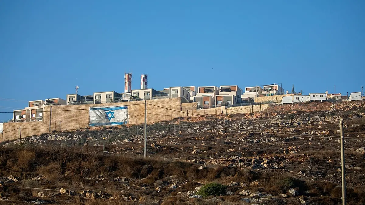 خطوة غير مسبوقة: السفارة الأمريكية تقدم خدمات قنصلية في مستوطنات الضفة الغربية