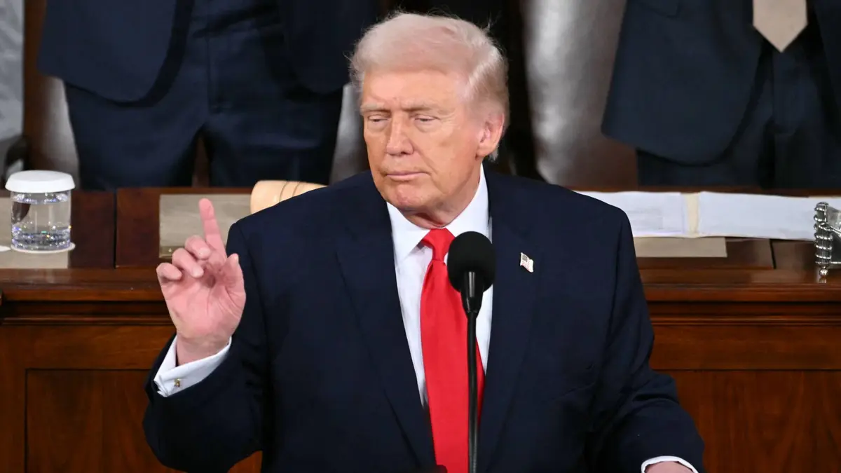 ترمب يعلن "العصر الذهبي" لأميركا: الهجرة غير الشرعية "صفر" والنفط الفنزويلي يتدفق لواشنطن