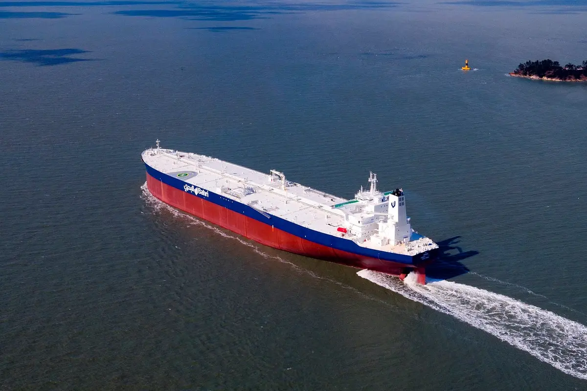 5 ناقلات نفط عملاقة في مهمة بالسعودية - الطاقة