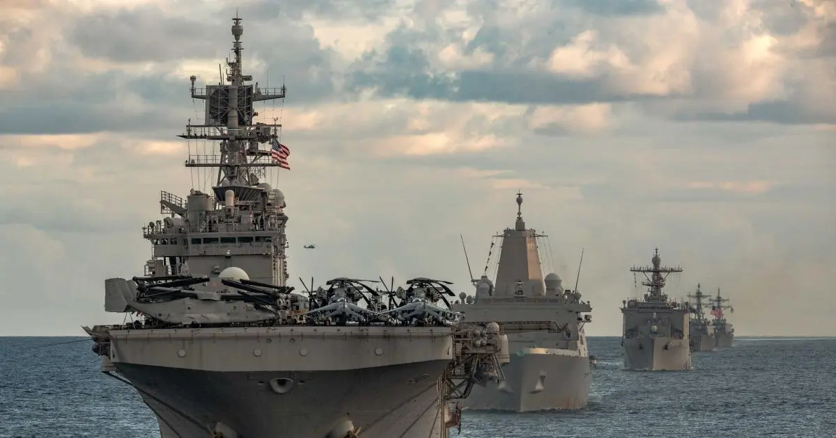 مصادر: الرياض تزيد إنتاج النفط وتحرك سفن أمريكية من البحرين