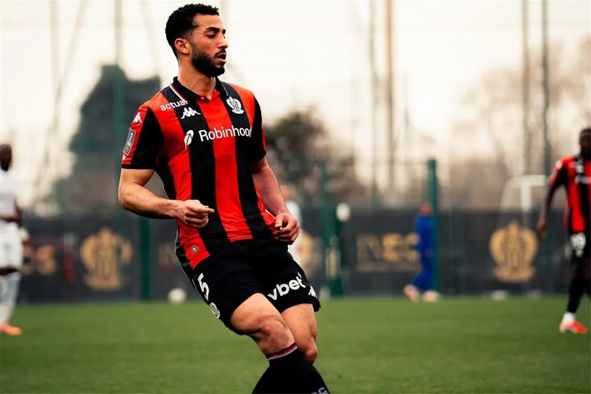 بعد غياب أكثر من 300 يوم.. نيس يحتفل بعودة محمد عبد المنعم للمشاركة