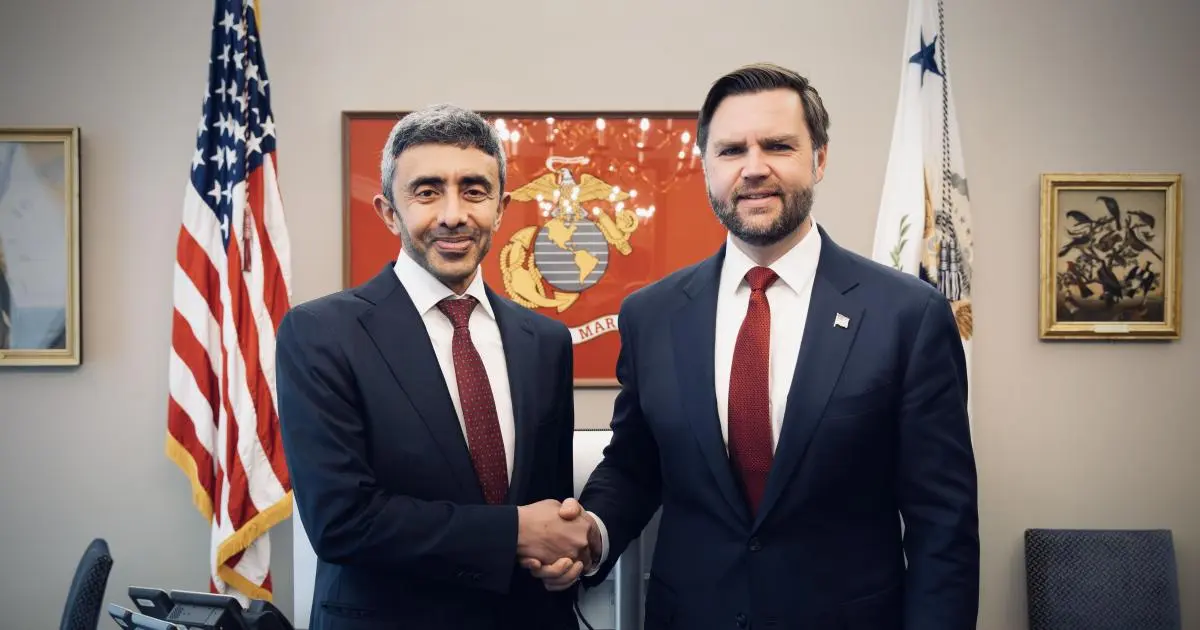 عبد الله بن زايد يبحث مع فانس الشراكة الاستراتيجية